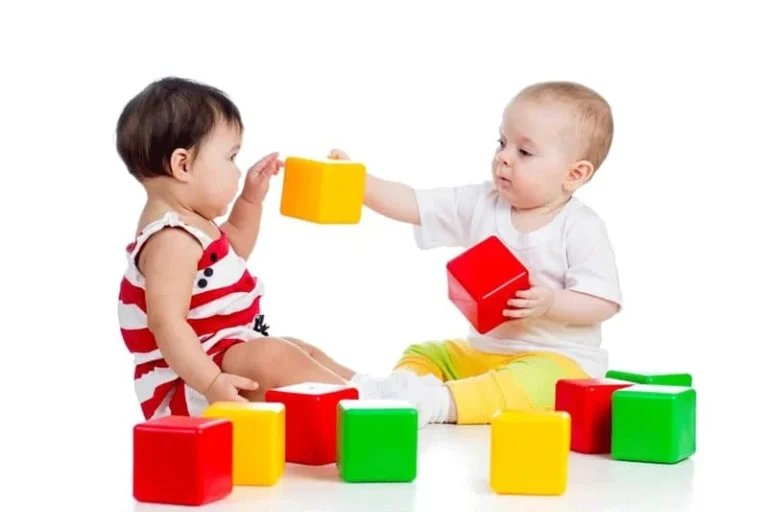 راهکار بازی کودکان در مراکز خرید و اماکن عمومی