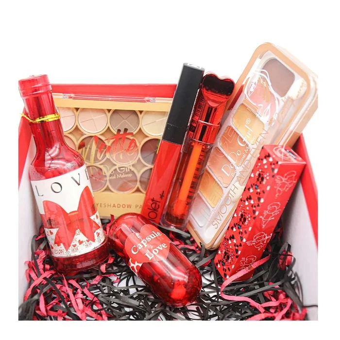 What birthday gift should I buy for a 20-year-old girl