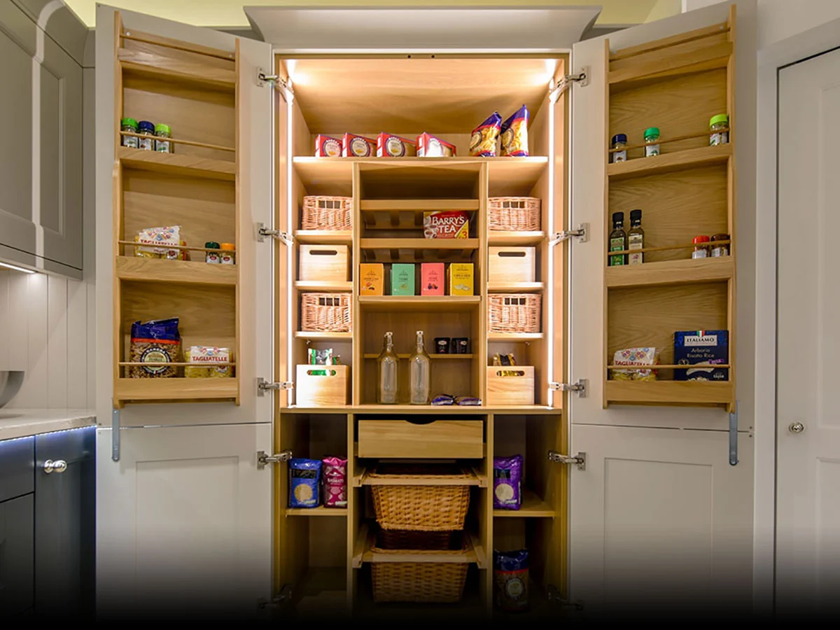 With these 3 techniques, you always have a tidy cabinet under the sink