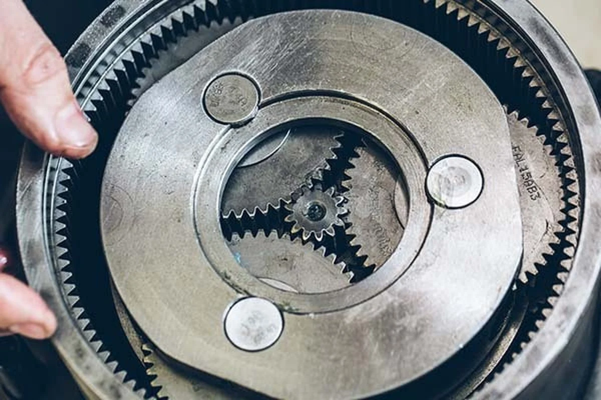 فاکتورهای مهم در قیمت گیربکس خورشیدی
