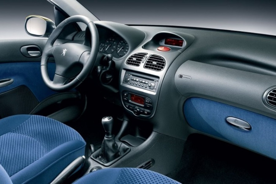 کابین خودرو پژو 207